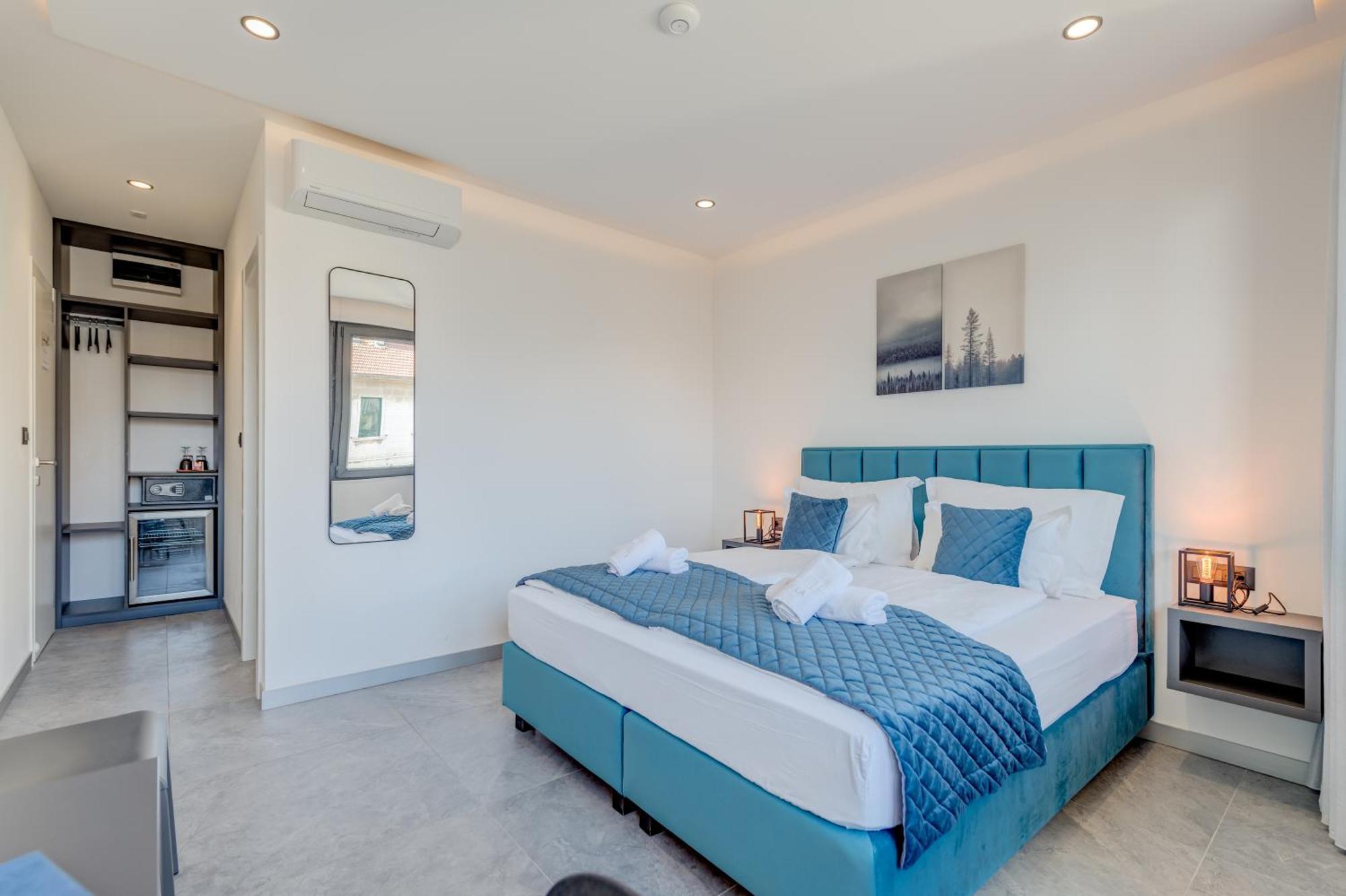 Lichia Amia Luxury *