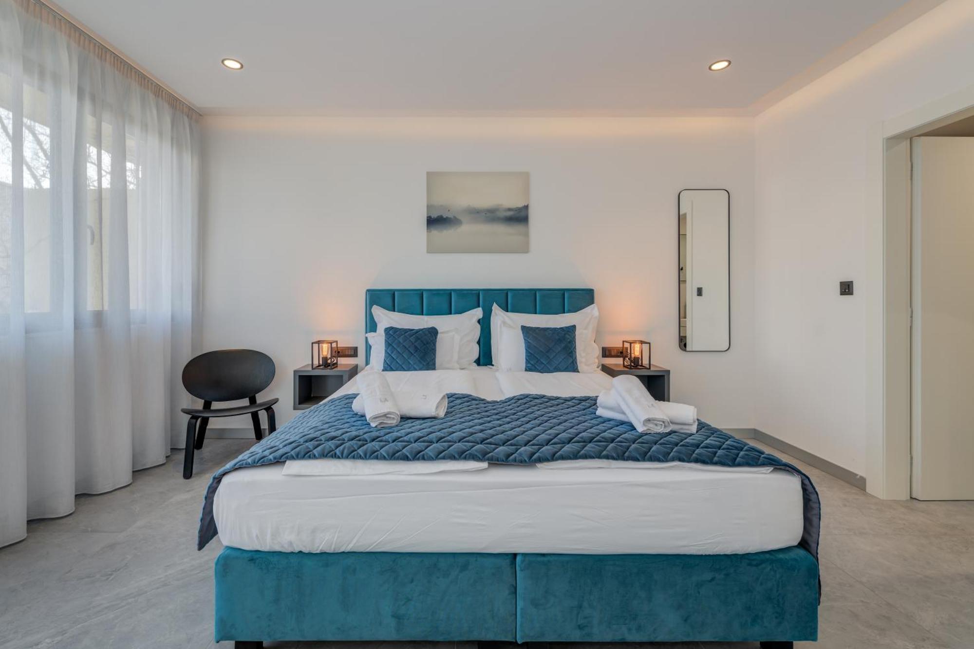 Lichia Amia Luxury